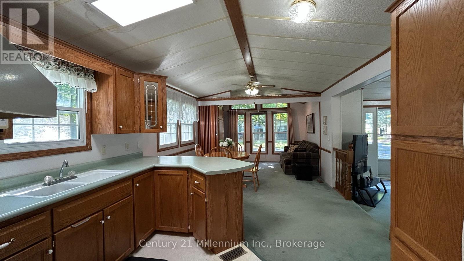 41 The Boardwalk, Wasaga Beach, Ontario  L9Z 3A8 - Photo 20 - S13643950