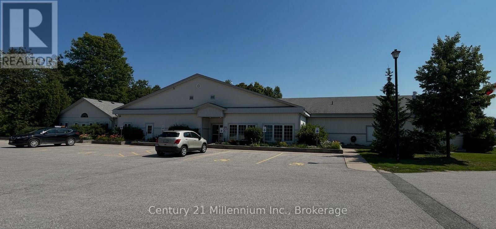 41 The Boardwalk, Wasaga Beach, Ontario  L9Z 3A8 - Photo 23 - S13643950