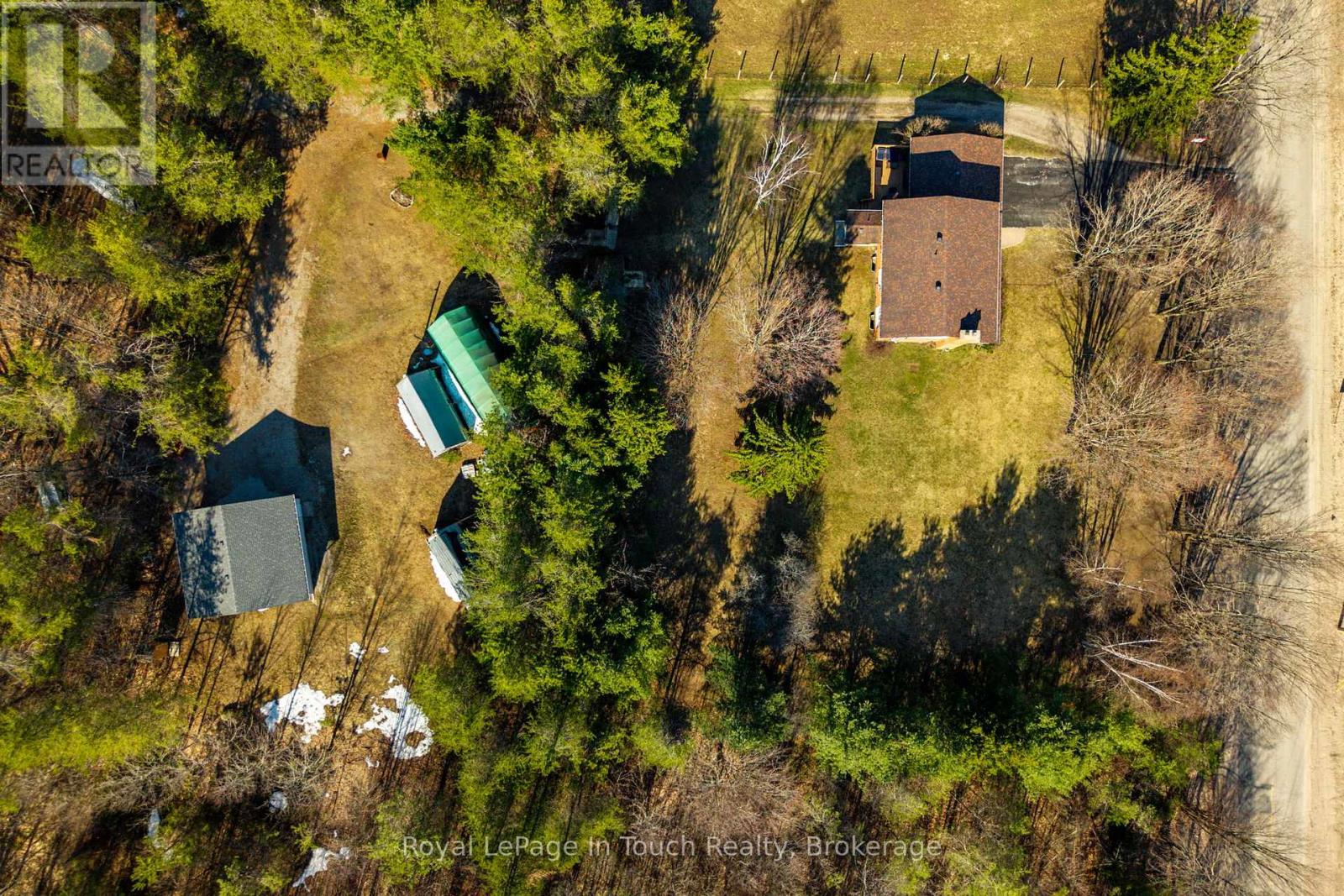 756 Champlain Road, Tiny, Ontario  L9M 0C2 - Photo 12 - S13643974