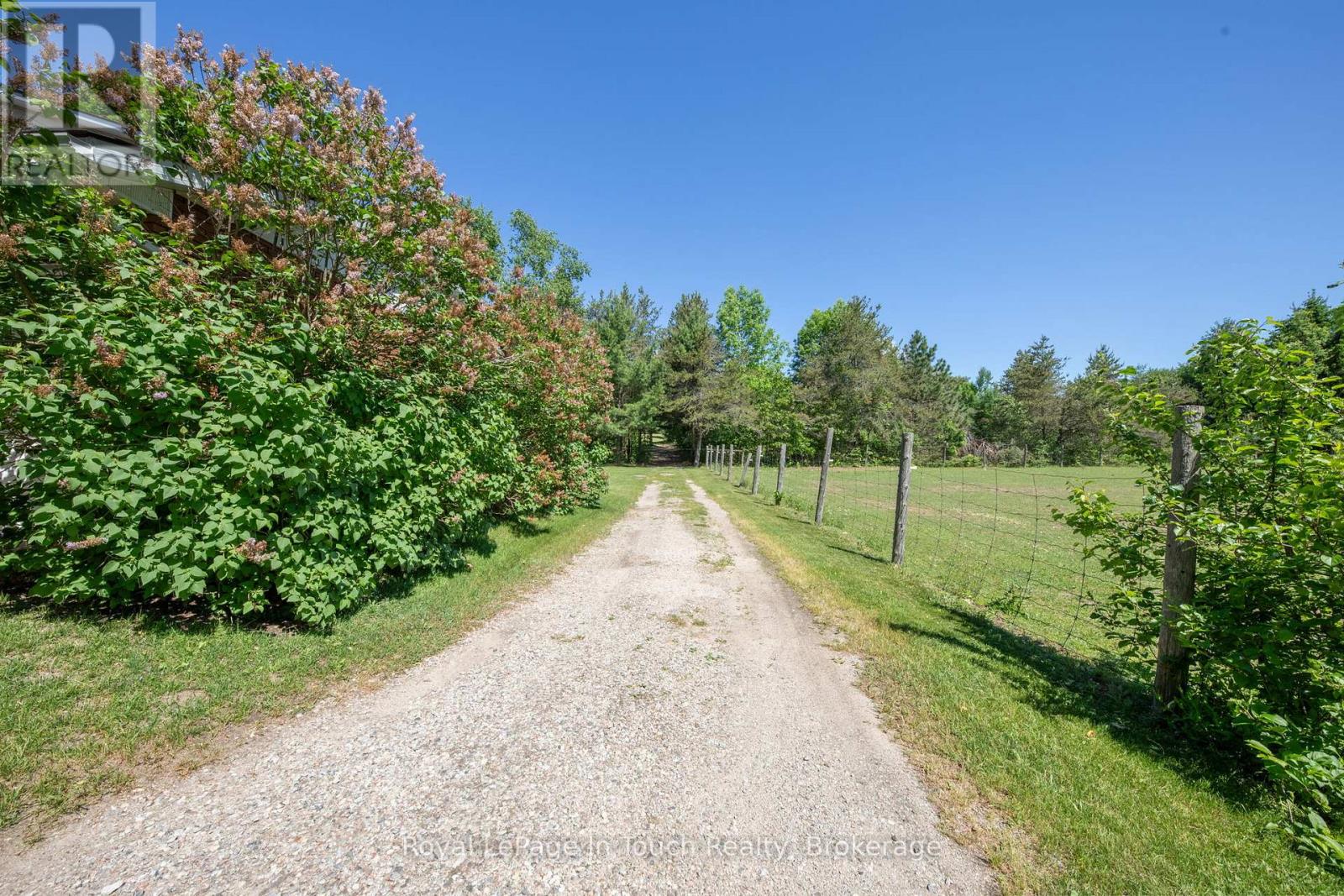 756 Champlain Road, Tiny, Ontario  L9M 0C2 - Photo 9 - S13643974