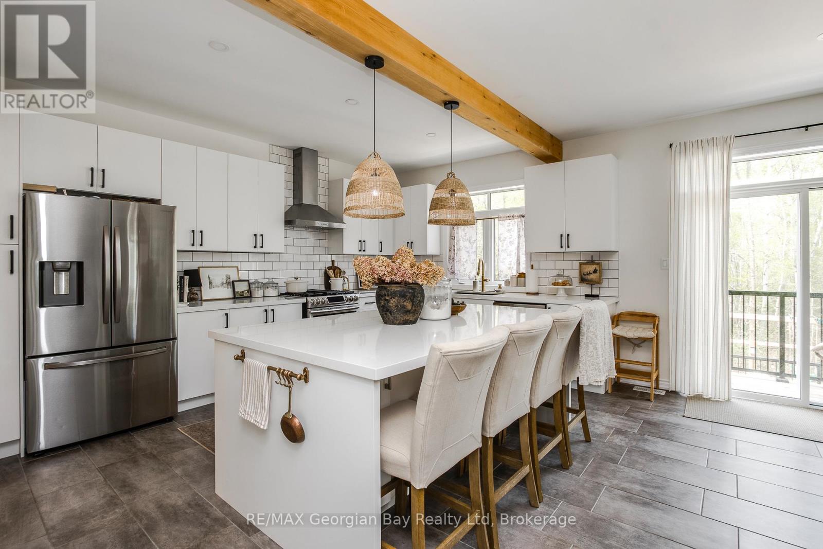 215 Roy Drive, Clearview, Ontario  L0M 1S0 - Photo 17 - S13644054