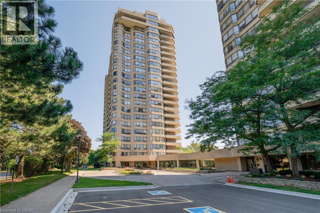6 WILLOW Street Unit# 802, Waterloo, Ontario