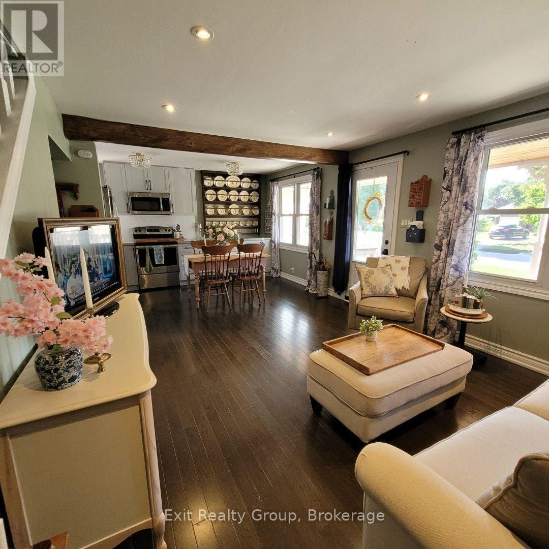 100 Arlington Avenue, Oshawa, Ontario  L1G 2N6 - Photo 10 - E13643808