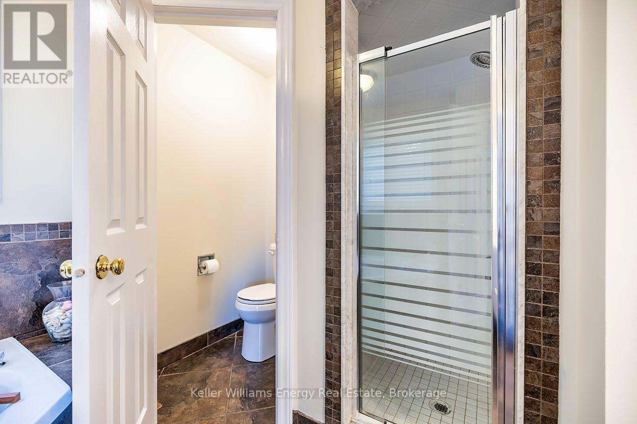 329 Challenger Court, Clarington, Ontario  L1B 1K4 - Photo 27 - E13643870