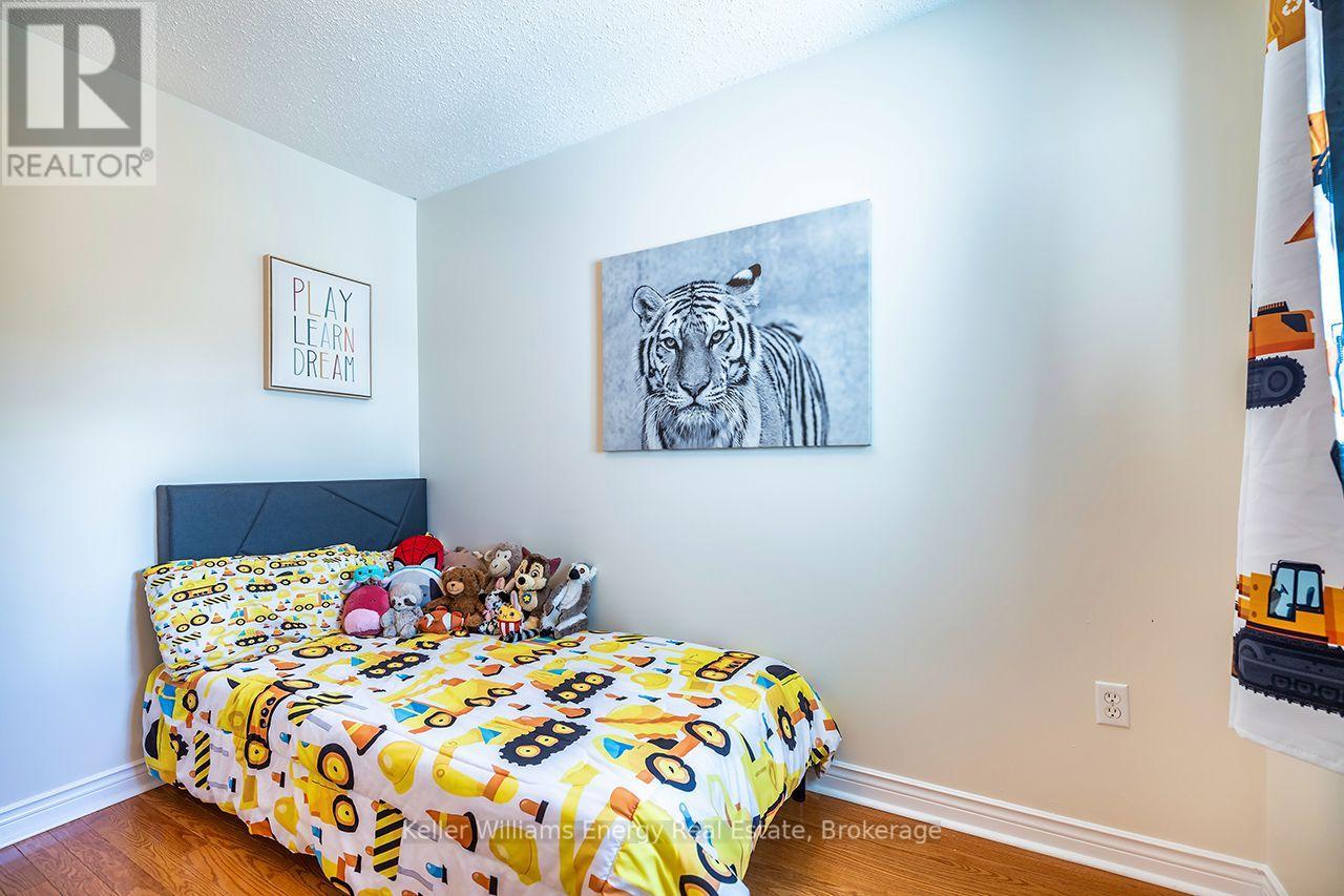 329 Challenger Court, Clarington, Ontario  L1B 1K4 - Photo 30 - E13643870