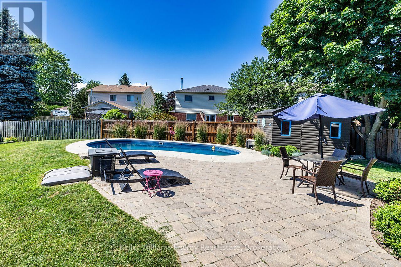 329 Challenger Court, Clarington, Ontario  L1B 1K4 - Photo 47 - E13643870