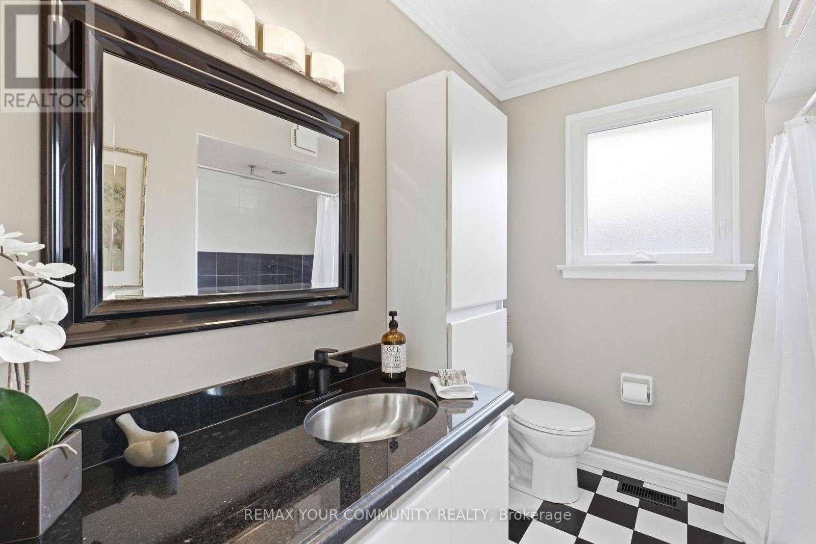 2 Doonaree Drive, Toronto, Ontario  M3A 1M4 - Photo 18 - C13643704