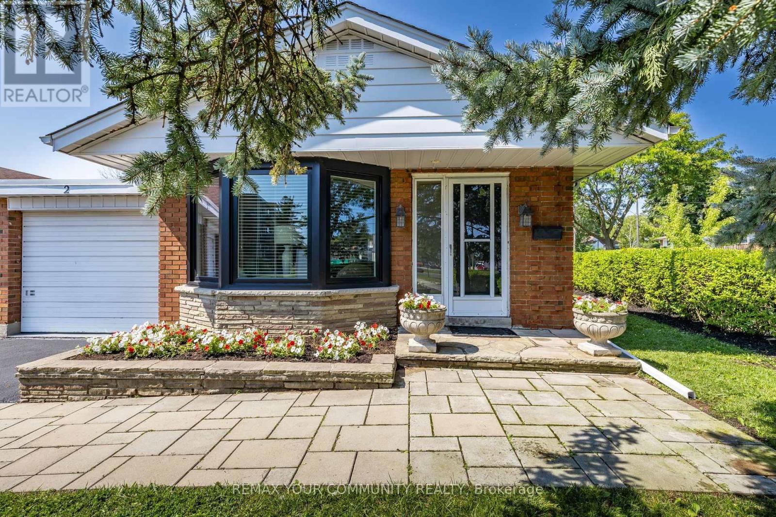 2 Doonaree Drive, Toronto, Ontario  M3A 1M4 - Photo 2 - C13643704