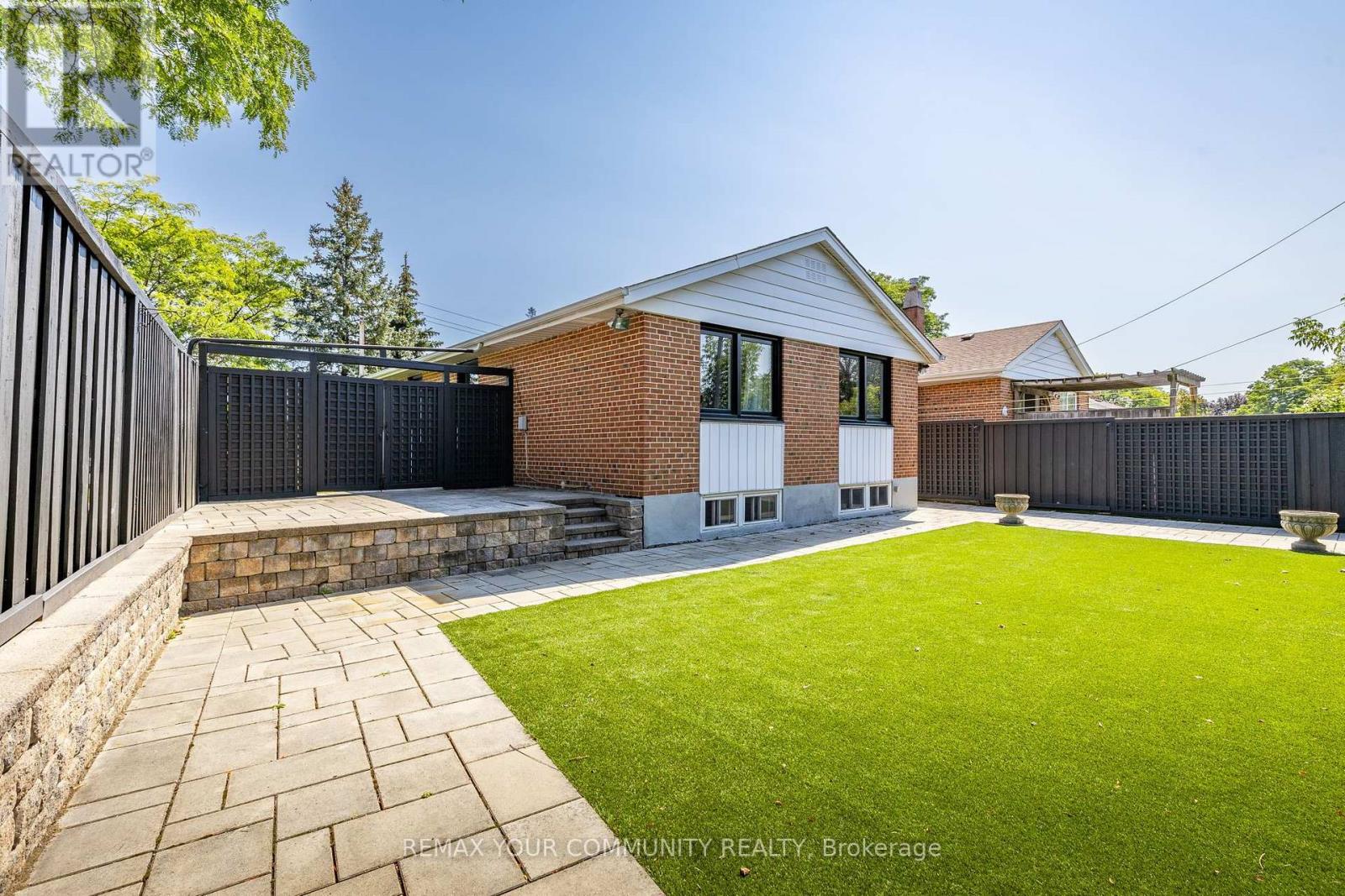 2 Doonaree Drive, Toronto, Ontario  M3A 1M4 - Photo 31 - C13643704