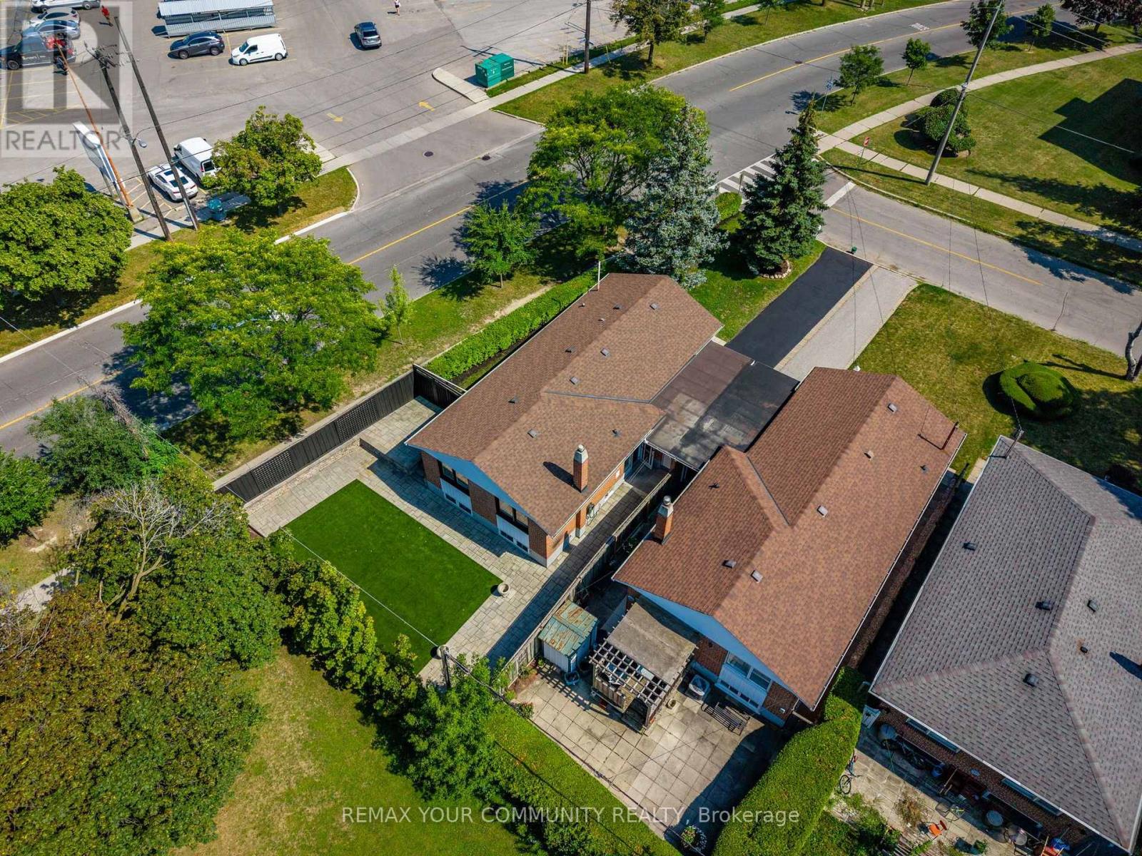 2 Doonaree Drive, Toronto, Ontario  M3A 1M4 - Photo 35 - C13643704