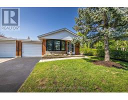 2 DOONAREE DRIVE, Toronto, Ontario