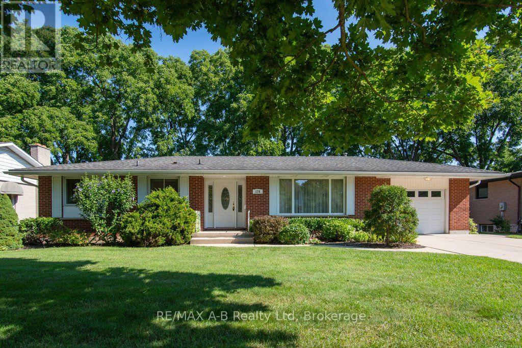 174 Neal Avenue, Stratford, Ontario  N5A 5A8 - Photo 3 - X13643774