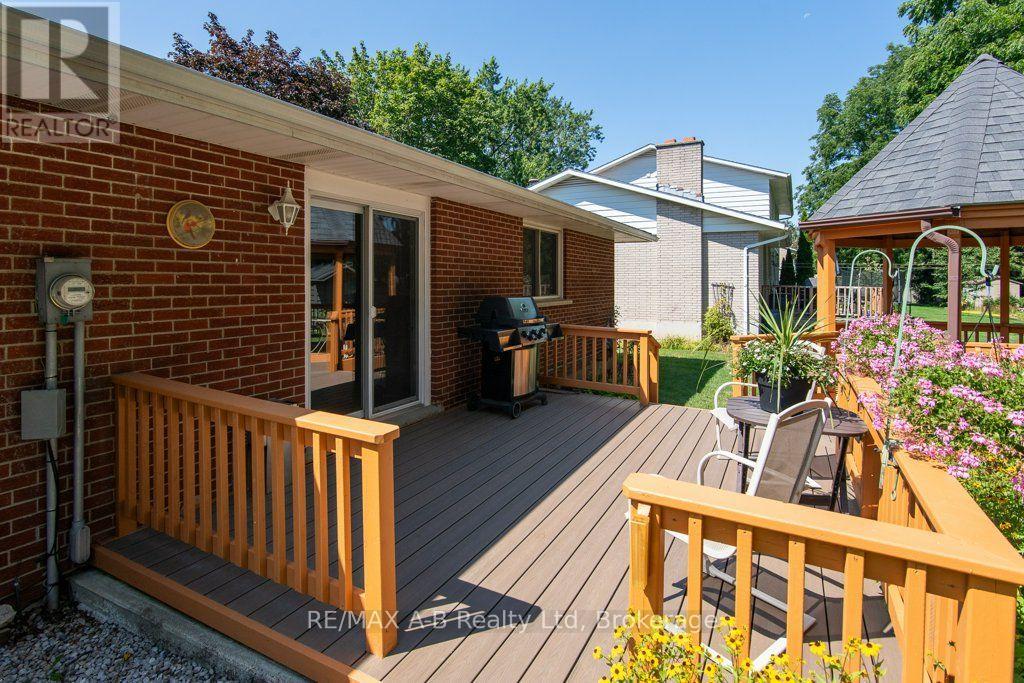 174 Neal Avenue, Stratford, Ontario  N5A 5A8 - Photo 6 - X13643774