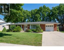 174 NEAL AVENUE, Stratford, Ontario