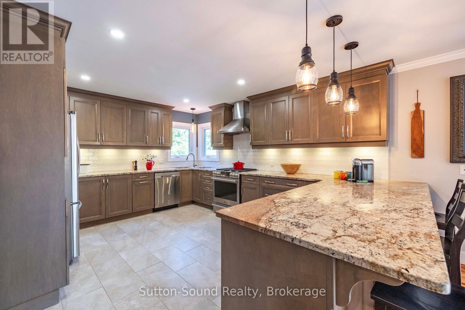 90 Graham Crescent, South Bruce Peninsula, Ontario  N0H 2G0 - Photo 11 - X13643894