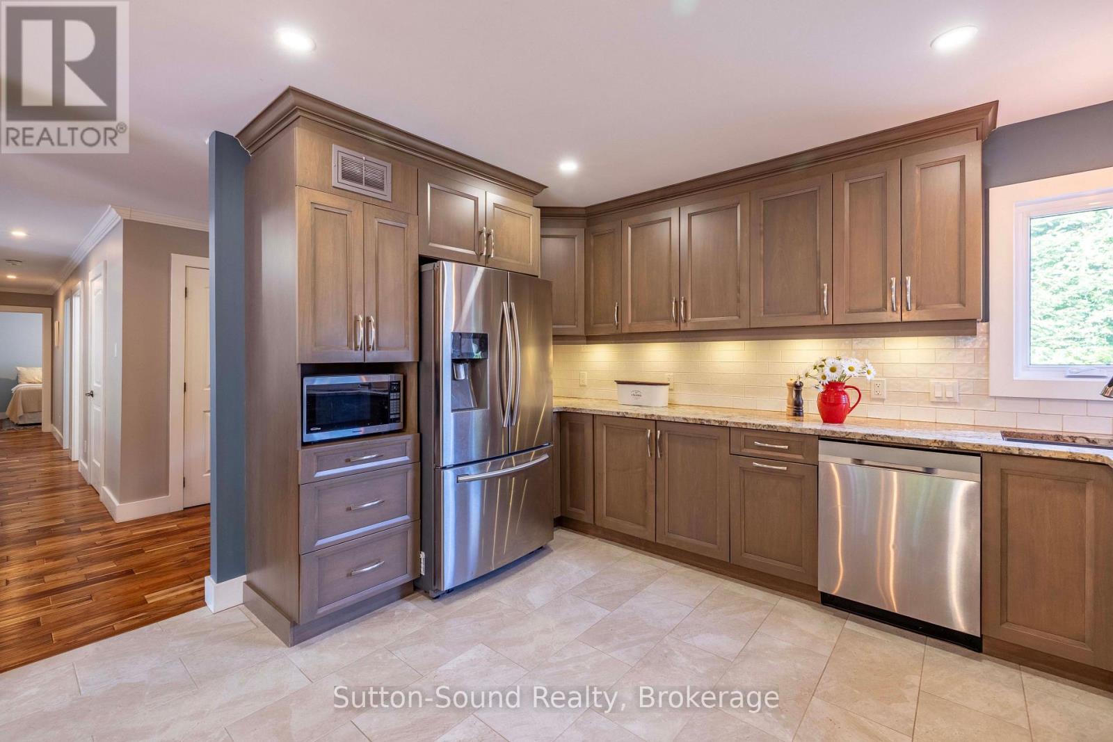 90 Graham Crescent, South Bruce Peninsula, Ontario  N0H 2G0 - Photo 15 - X13643894