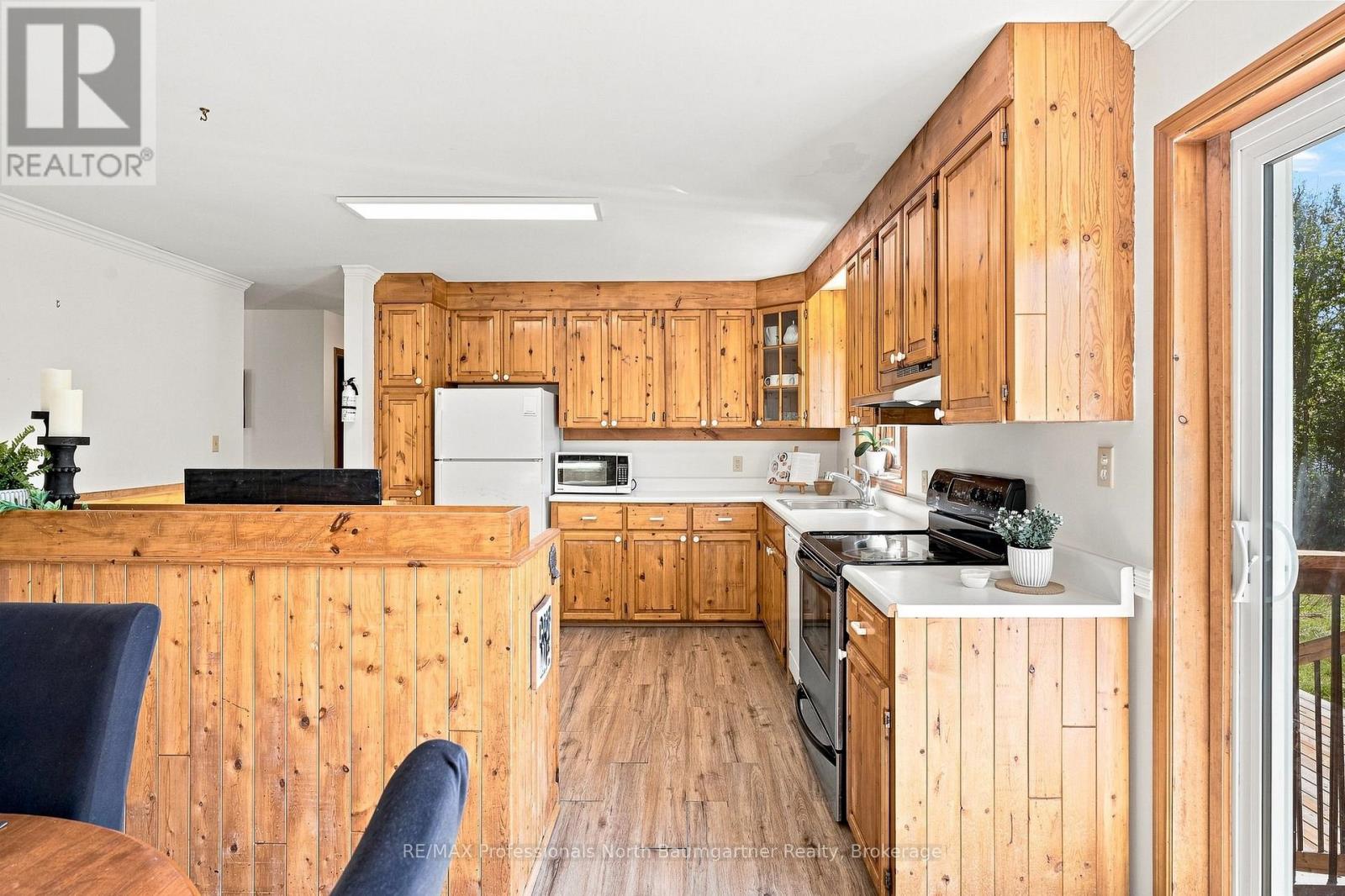 8966 Highway 35, Minden Hills, Ontario  K0M 2L1 - Photo 13 - X13643936