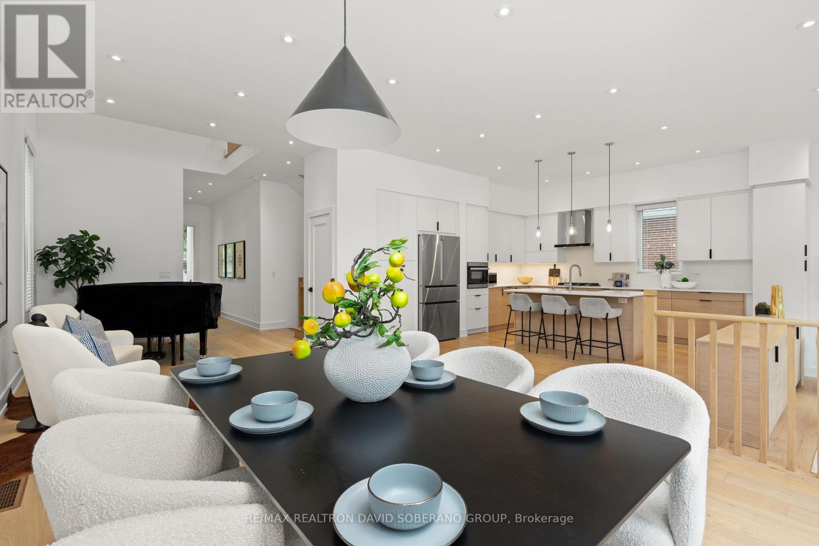 11 Barclay Road, Toronto, Ontario  M3H 3C8 - Photo 13 - C13644020