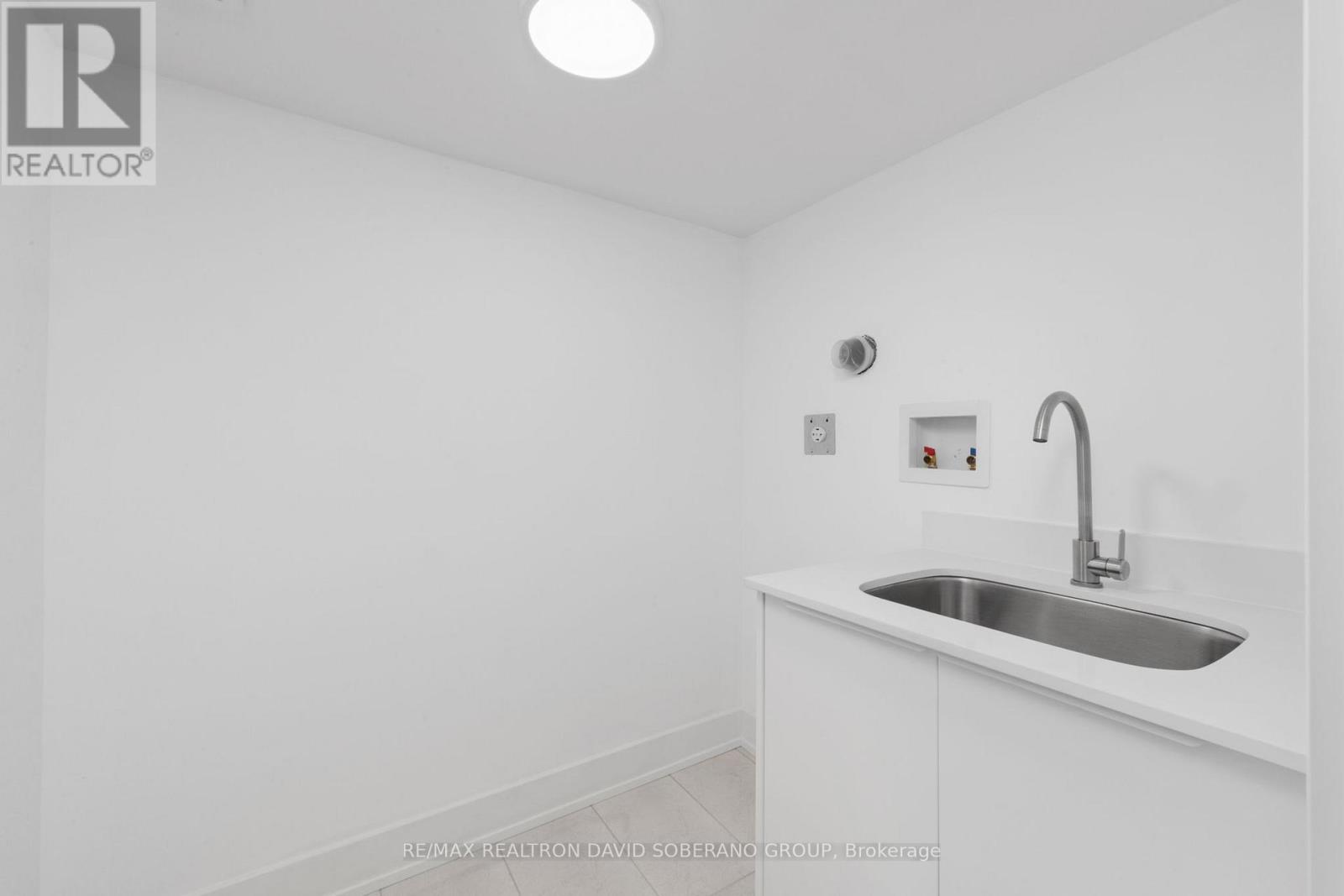11 Barclay Road, Toronto, Ontario  M3H 3C8 - Photo 34 - C13644020
