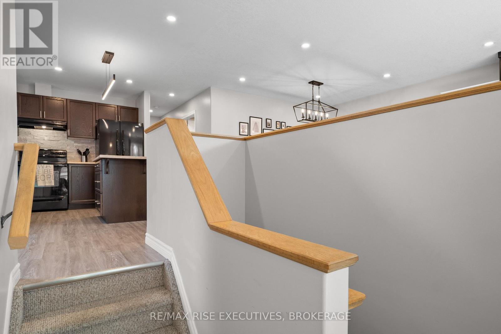 184 Macdougall Drive, Loyalist, Ontario  K7N 1Y8 - Photo 4 - X13643960
