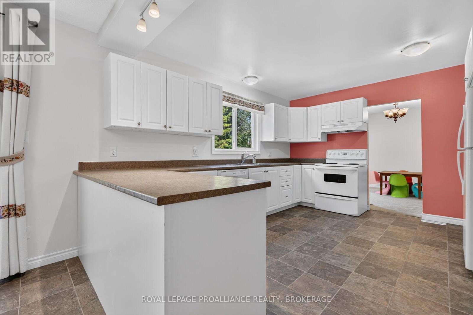 900 Nottinghill Avenue, Kingston, Ontario  K7P 2B4 - Photo 13 - X13644040