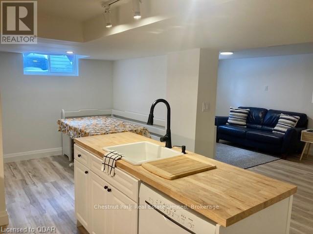 11 Auburn Street, Belleville, Ontario  K8P 2N1 - Photo 12 - X13643836