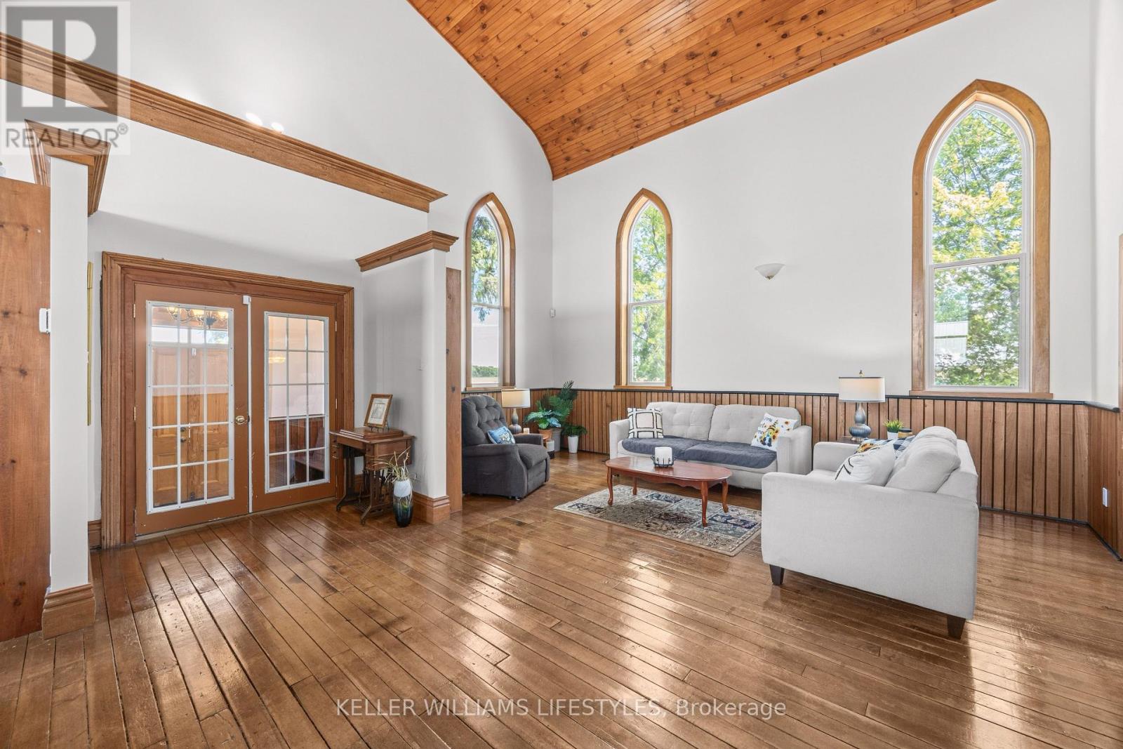 3229 Mcgillivray Drive, North Middlesex, Ontario  N0M 2K0 - Photo 11 - X13643856