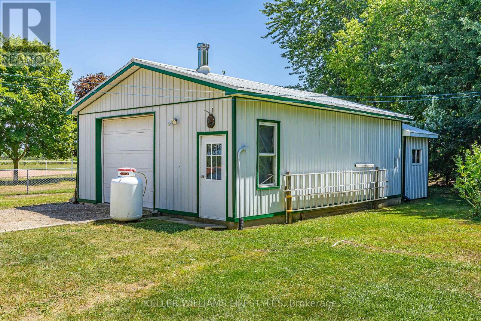 3229 Mcgillivray Drive, North Middlesex, Ontario  N0M 2K0 - Photo 36 - X13643856