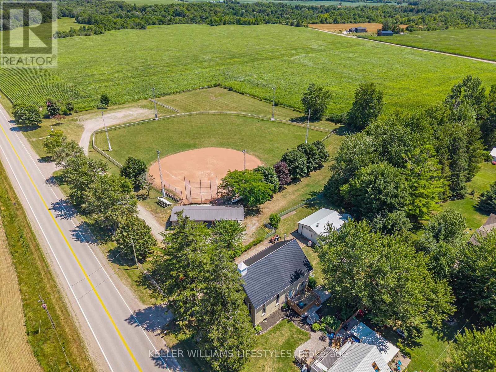3229 Mcgillivray Drive, North Middlesex, Ontario  N0M 2K0 - Photo 46 - X13643856
