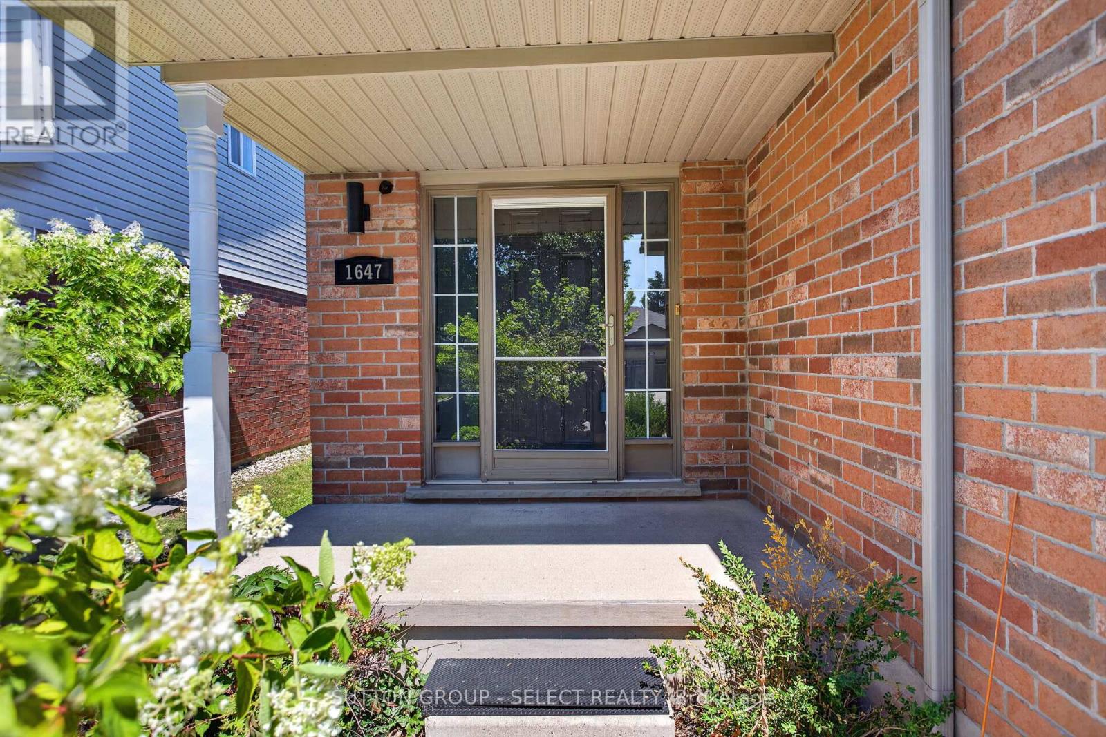 1647 Bayswater Crescent, London North, Ontario  N6G 5N7 - Photo 3 - X13643900