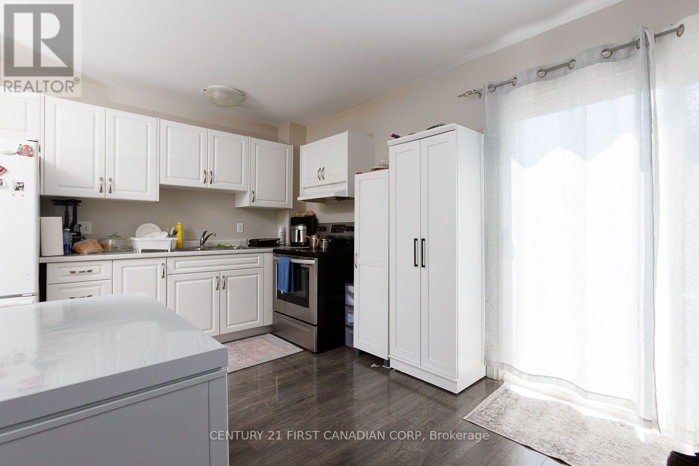 122 - 70 Fiddlers Green Road, London North, Ontario  N6H 4R4 - Photo 9 - X13644022