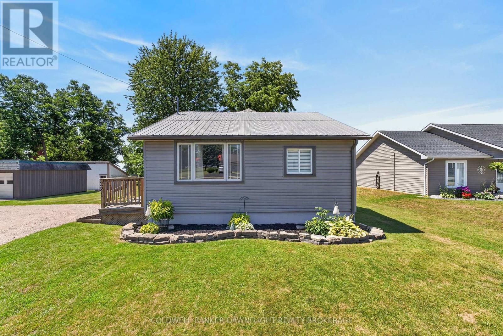 221 Prince Arthur Street, South Huron, Ontario  N0M 1K0 - Photo 3 - X13644062