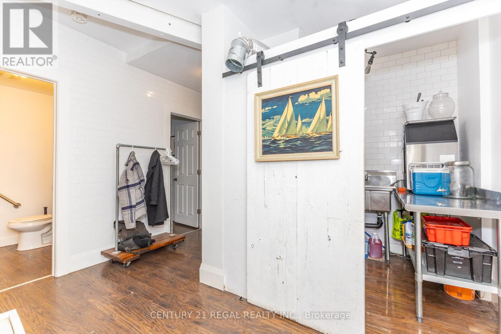 1374 Queen Street E, Toronto, Ontario  M4L 1C9 - Photo 24 - E13643732