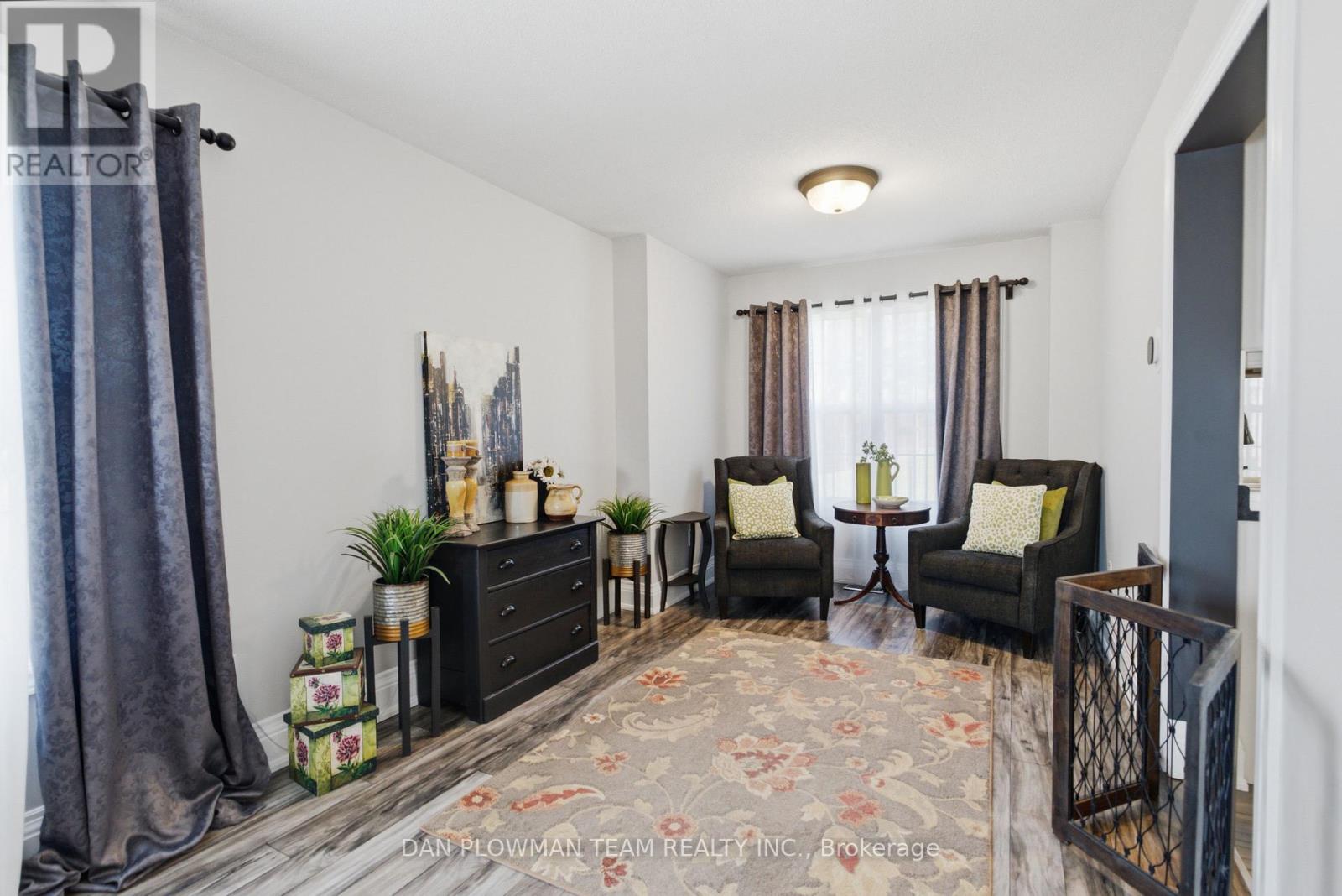 1 Murkar Crescent, Whitby, Ontario  L1N 8Y4 - Photo 5 - E13643780