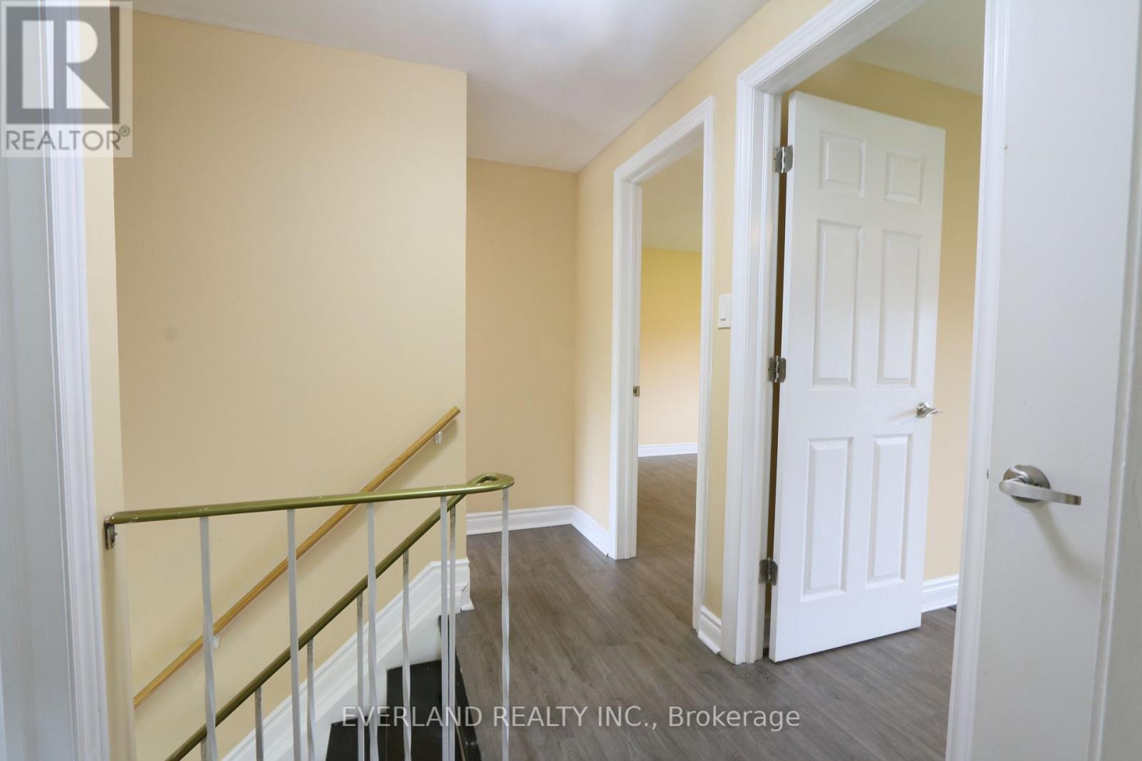 59 Brimorton Drive, Toronto, Ontario  M1P 3Z3 - Photo 5 - E13643942