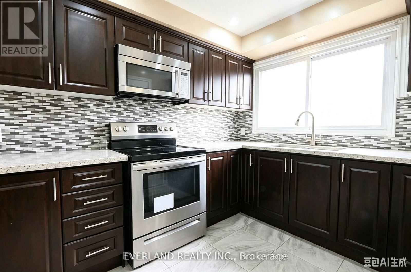 59 Brimorton Drive, Toronto, Ontario  M1P 3Z3 - Photo 6 - E13643942