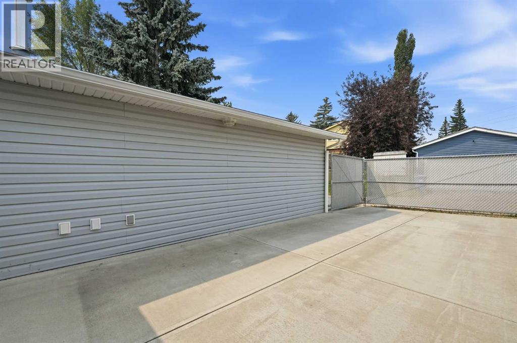 224 Erin Dale Place SE, Calgary, Alberta  T2B 2R7 - Photo 43 - A2333216
