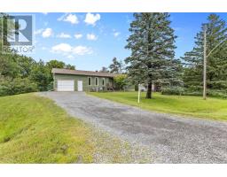 8097 LAURIE LANE, Ottawa, Ontario