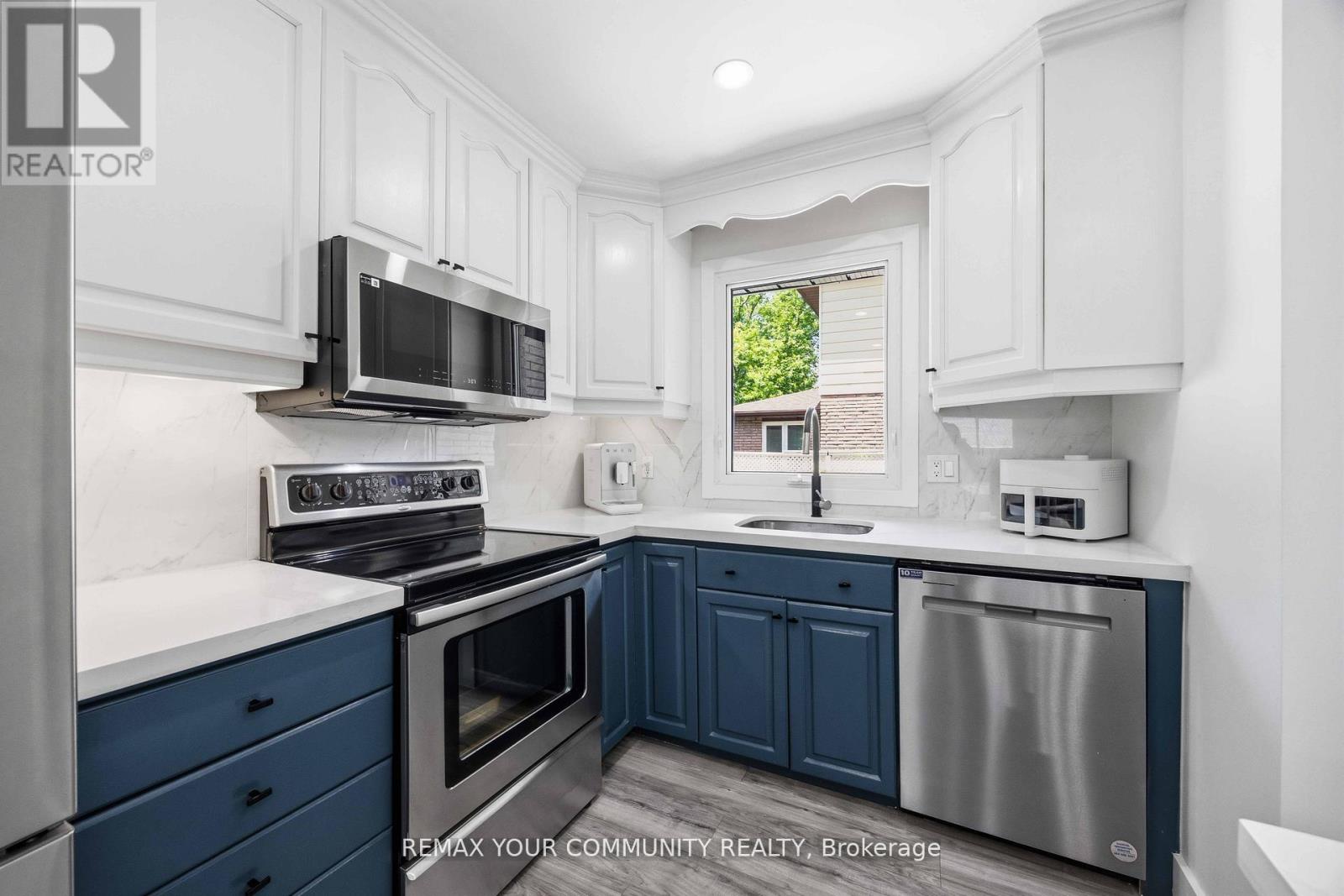 244 East Street, East Gwillimbury, Ontario  L9N 1K8 - Photo 13 - N13643782