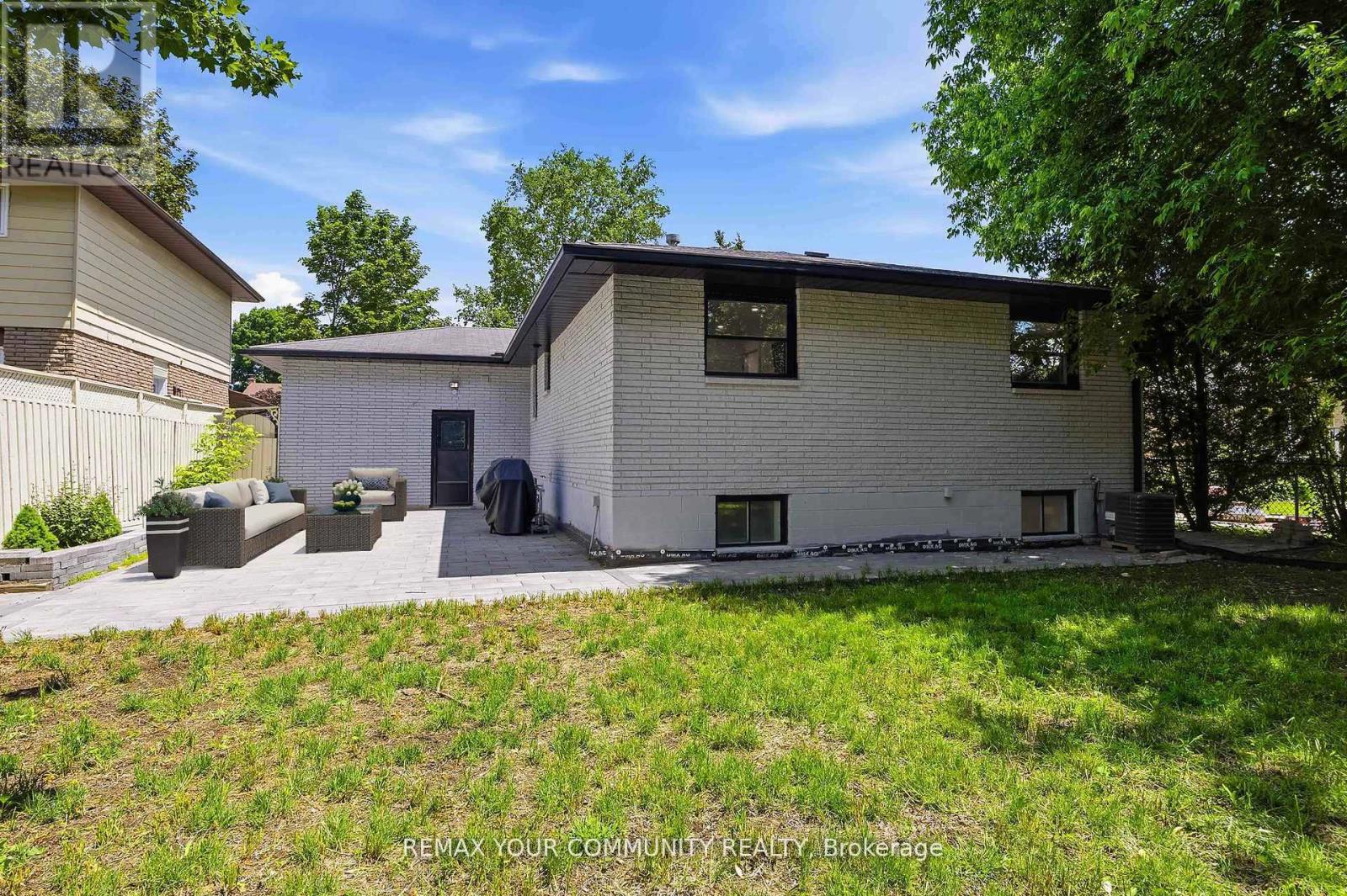 244 East Street, East Gwillimbury, Ontario  L9N 1K8 - Photo 45 - N13643782