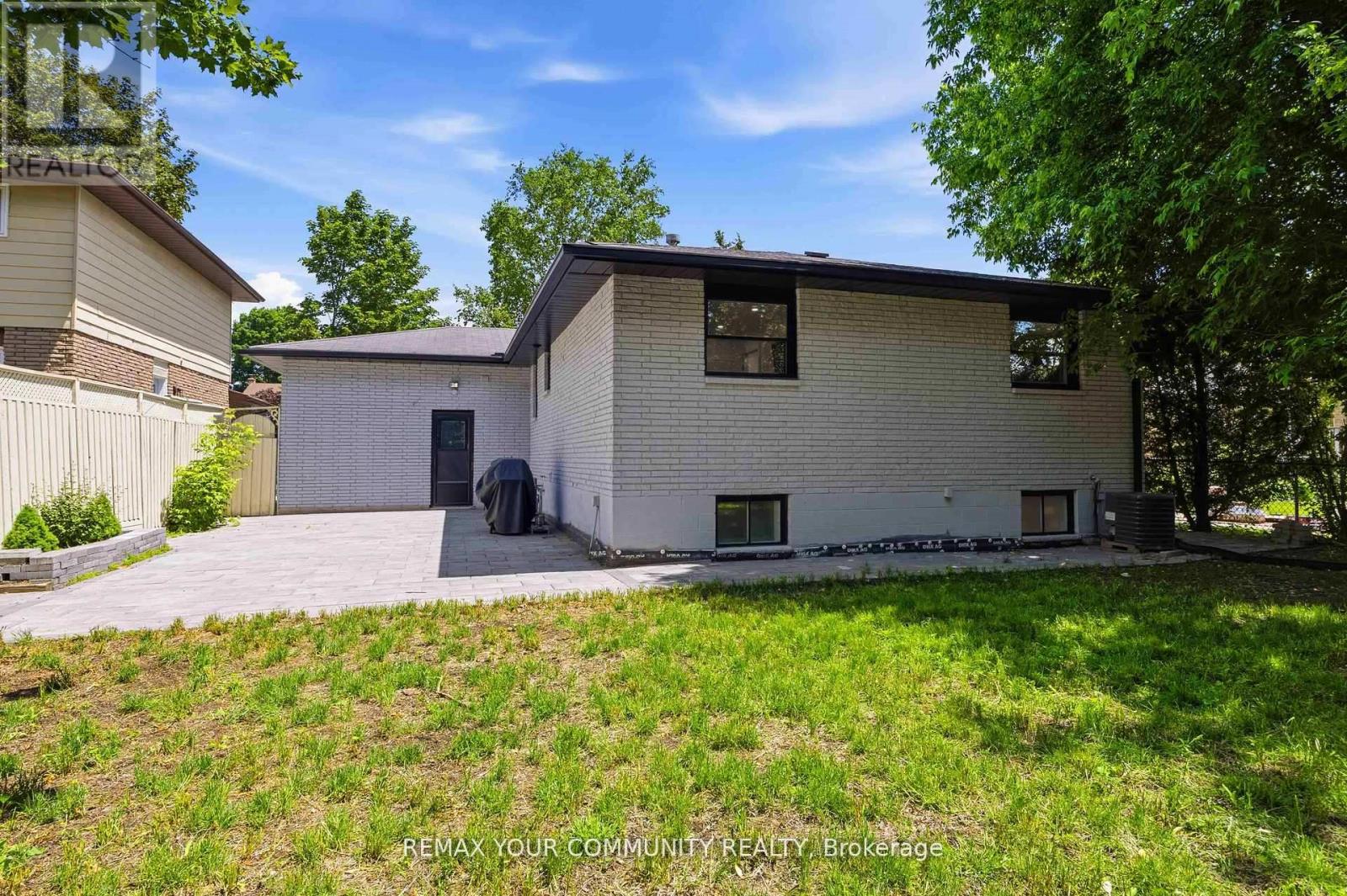 244 East Street, East Gwillimbury, Ontario  L9N 1K8 - Photo 46 - N13643782