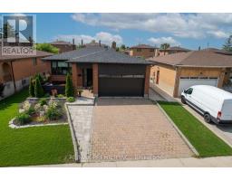 438 WOODBRIDGE AVENUE, Vaughan, Ontario