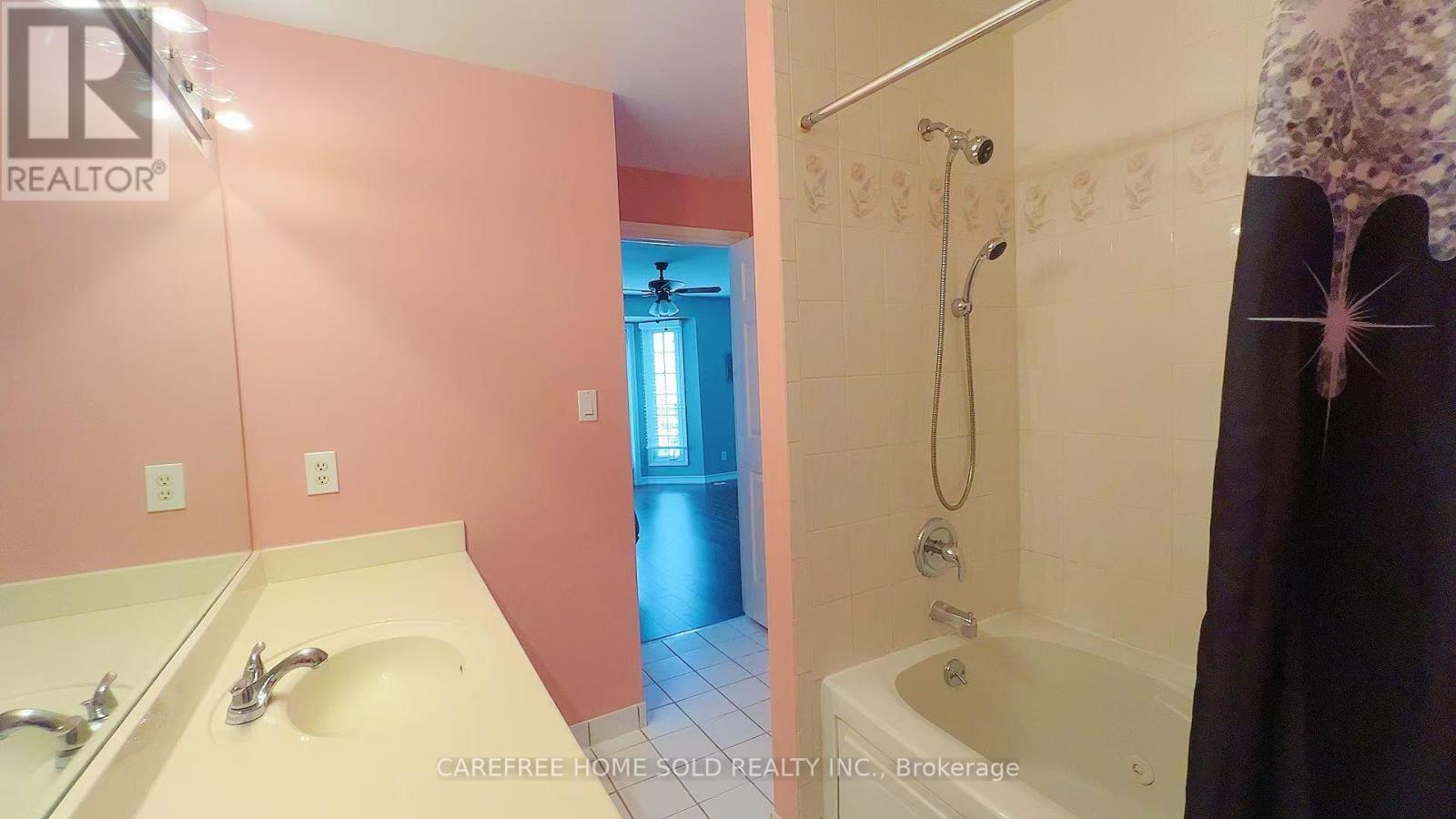8 - 151 Townsgate Drive, Vaughan, Ontario  L4J 8J7 - Photo 15 - N13643848
