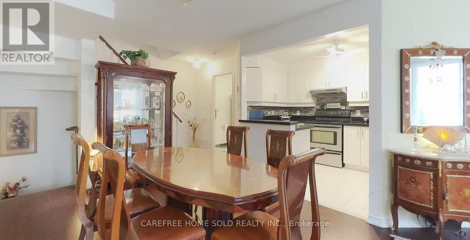8 - 151 Townsgate Drive, Vaughan, Ontario  L4J 8J7 - Photo 6 - N13643848