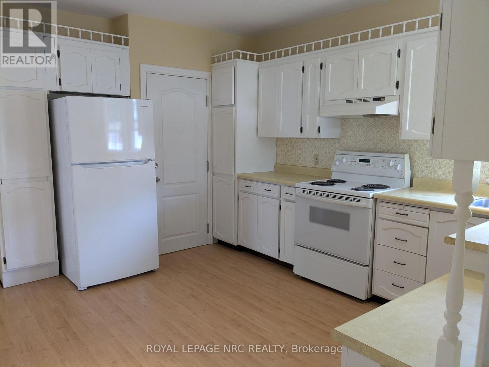Upper - 187 Neff Street, Port Colborne, Ontario  L3K 3T7 - Photo 8 - X13643778