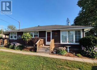 2967 Jewell Avenue, Fort Erie, Ontario L0S 1N0 - Photo 2 - X13644038