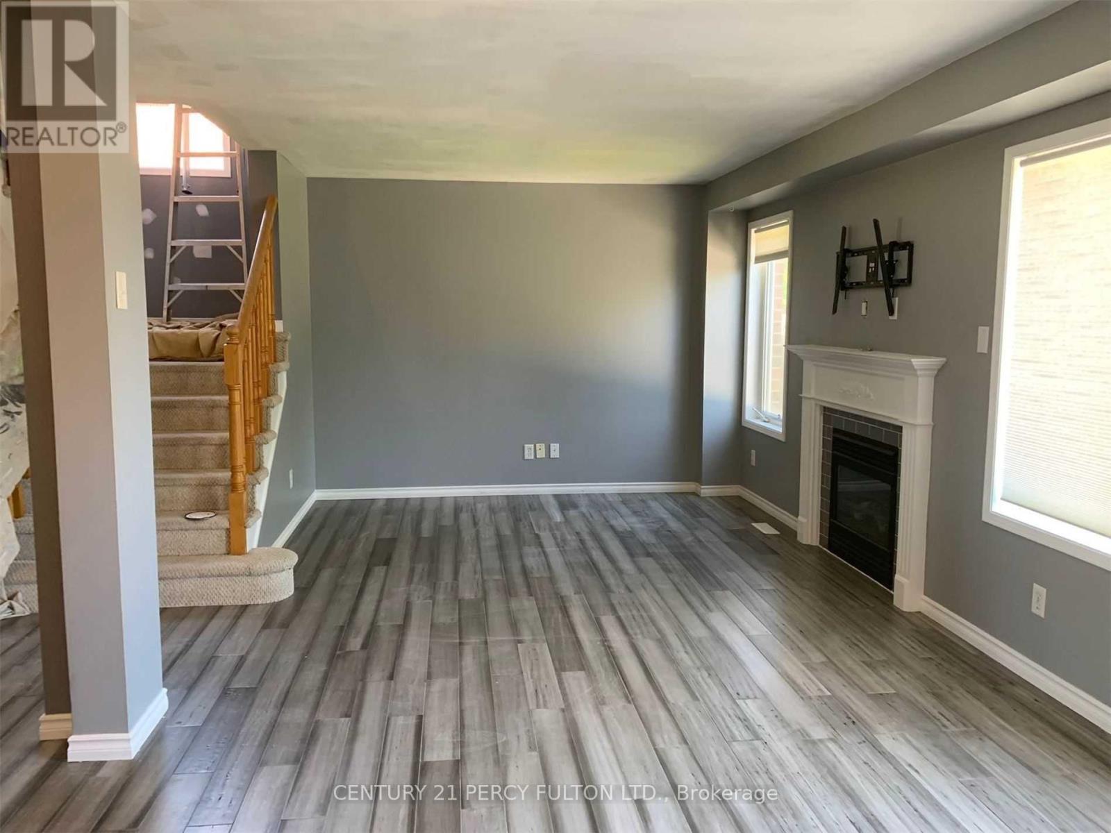 136 Tunbridge Road, Barrie (Georgian Drive), Ontario L4M 6T1 - Photo 10 - S13643726