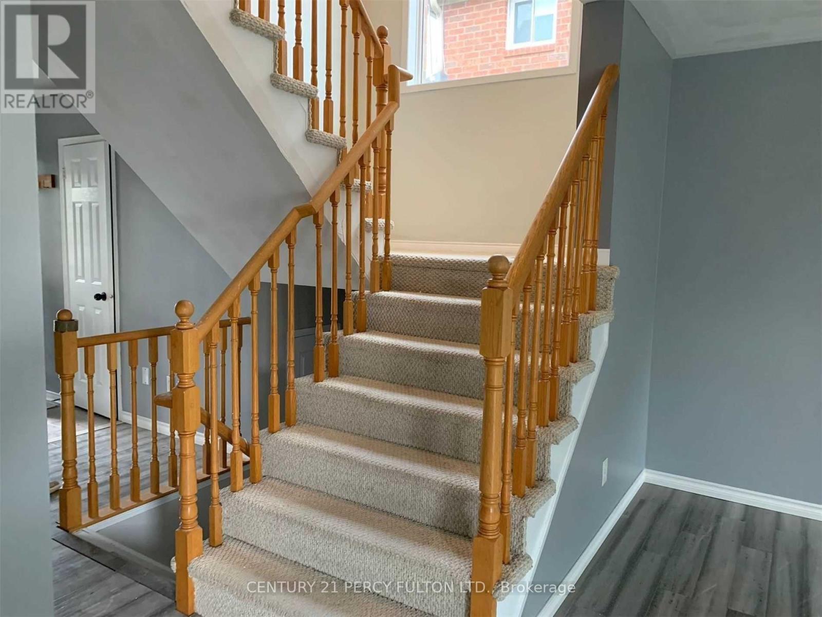136 Tunbridge Road, Barrie (Georgian Drive), Ontario L4M 6T1 - Photo 15 - S13643726