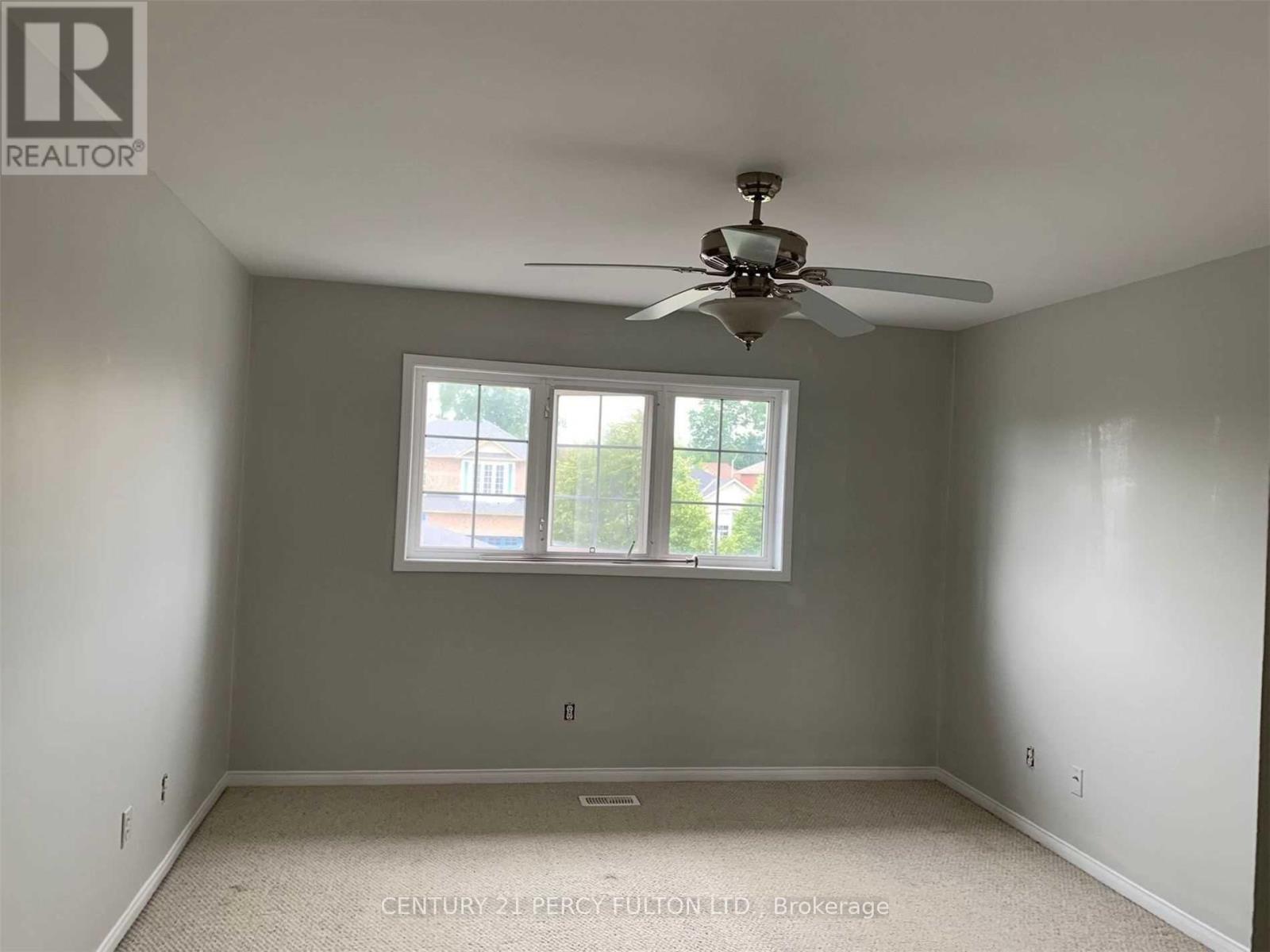 136 Tunbridge Road, Barrie (Georgian Drive), Ontario L4M 6T1 - Photo 7 - S13643726