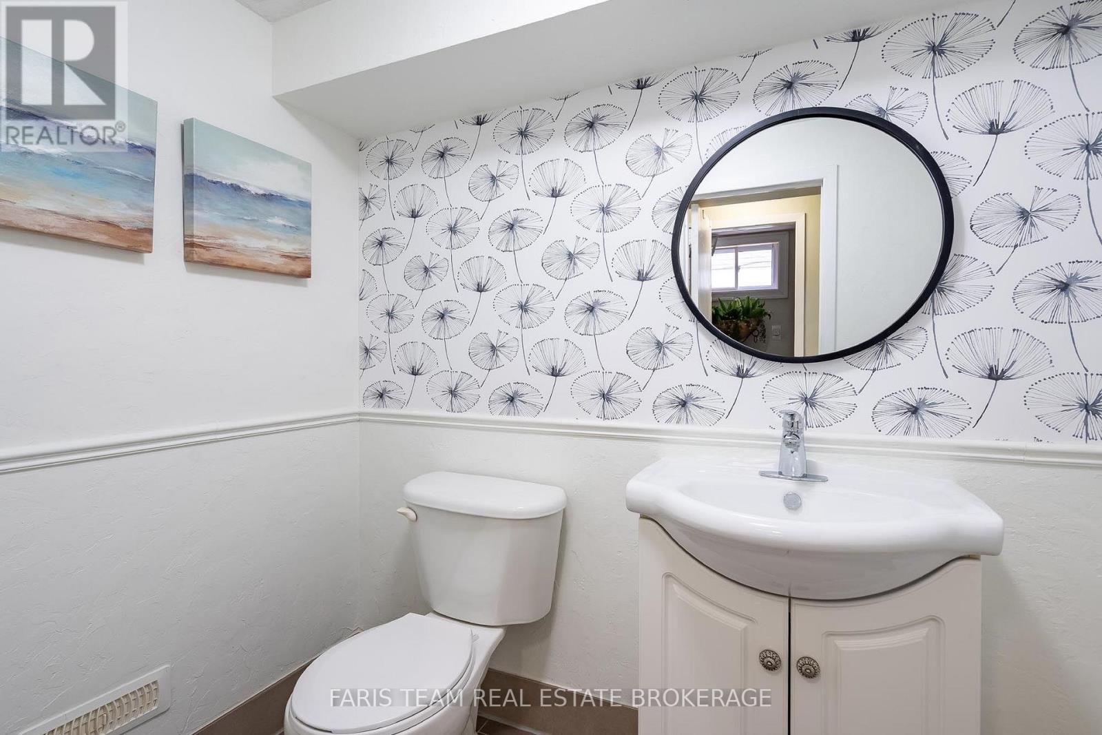 20 Carol Road, Barrie (Allandale Heights), Ontario  L4N 3P5 - Photo 25 - S13643790